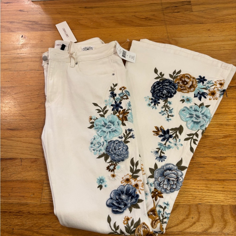 Floral Embroidered White Jeans